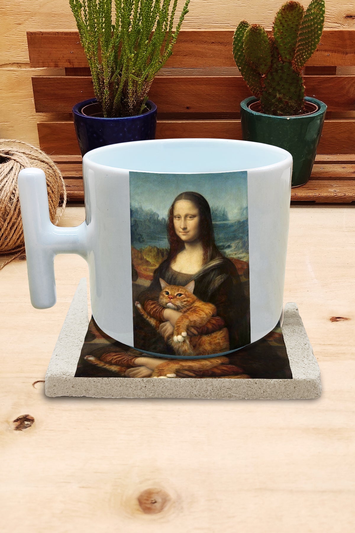 Kediler ve Sanat – Turuncu Kedi, Da Vinci Mona Lisa T Kulplu Kupa ve Bardak Altlığı Seti – görsel 2