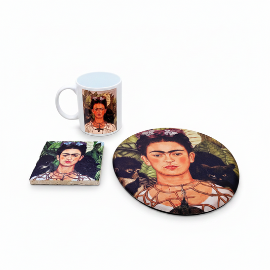 Frida Kahlo – Dikenli Kolyeli Otoportre (Self-Portrait with Thorn Necklace) Kupa, Mouse Pad ve Bardak Altlığı Seti