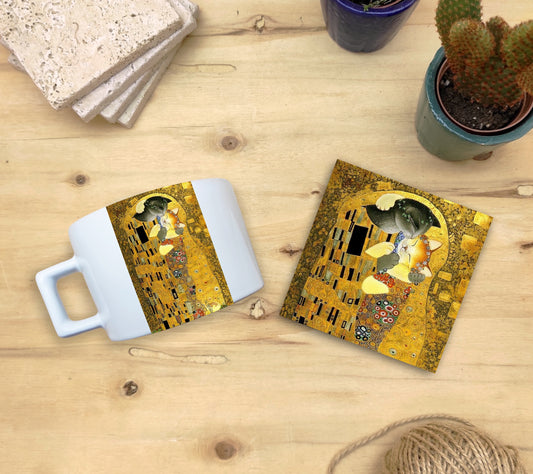 Kediler ve Sanat – Gri Kedi, Klimt Öpücük (The Kiss) Çay/Kahve Fincanı ve Bardak Altlığı Seti