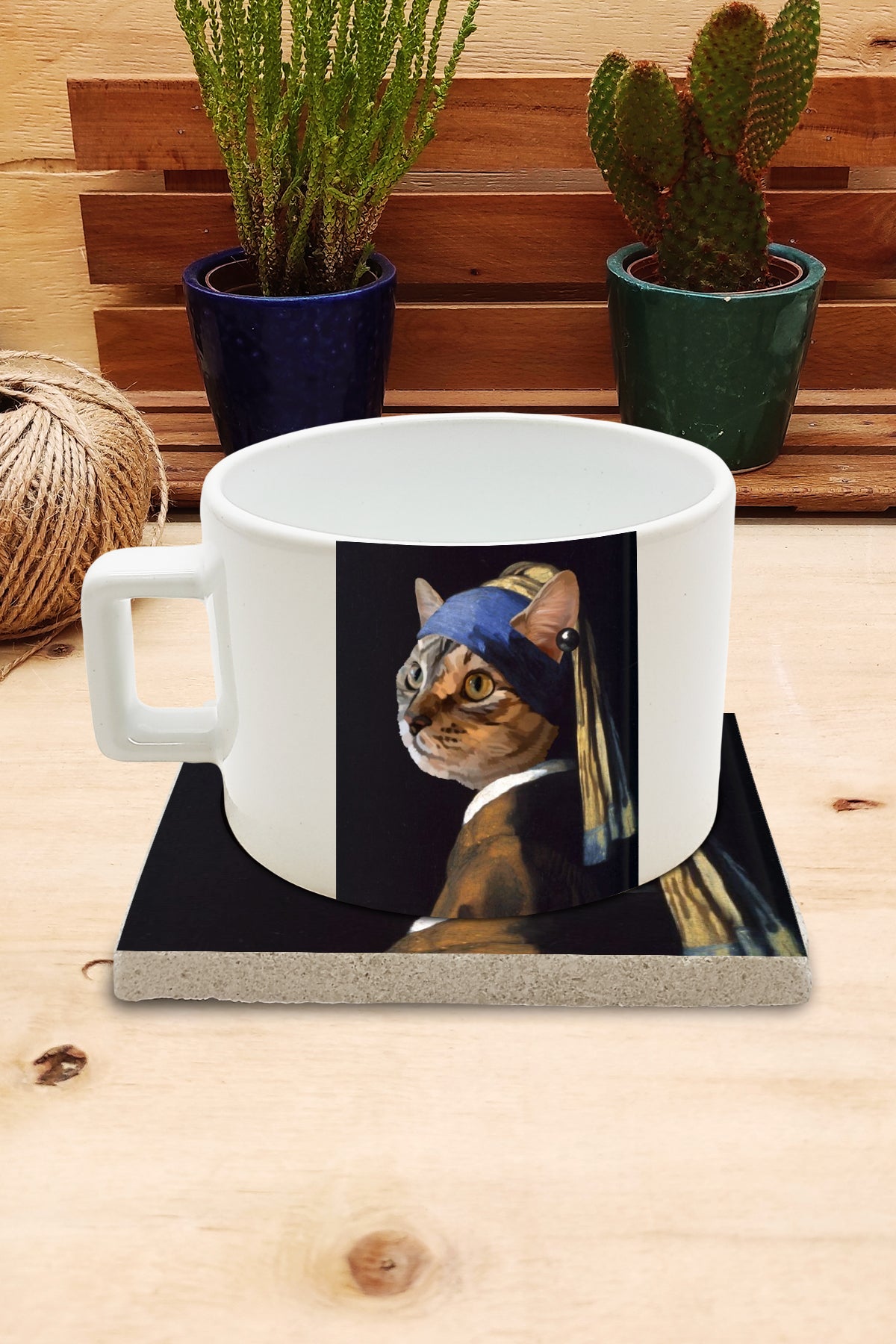 Kediler ve Sanat – Tekir Kedi, Vermeer İnci Küpeli Kız (Girl with a Pearl Earring) Çay/Kahve Fincanı ve Bardak Altlığı Seti – görsel 2