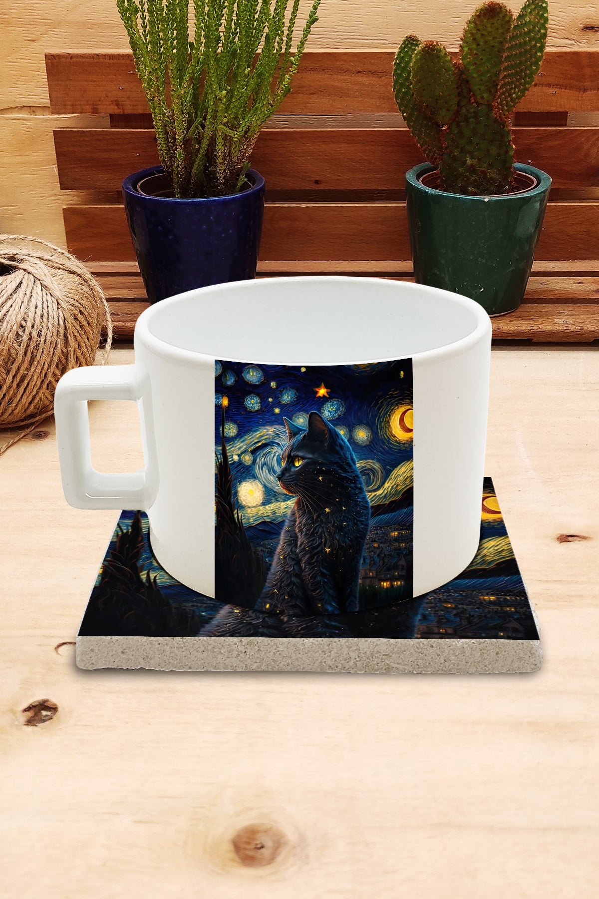 Kediler ve Sanat – Yıldızlı Kara Kedi, Van Gogh Yıldızlı Gece (The Starry Night) Çay/Kahve Fincanı ve Bardak Altlığı Seti – görsel 2