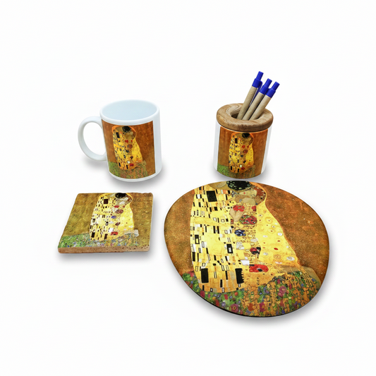 Klimt – Öpücük (The Kiss) Kupa, Mouse Pad, Bardak Altlığı ve Kalemlik Seti