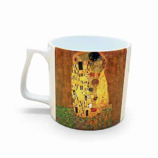 Klimt – Öpücük (The Kiss) Yelken Kulplu Seramik Kupa