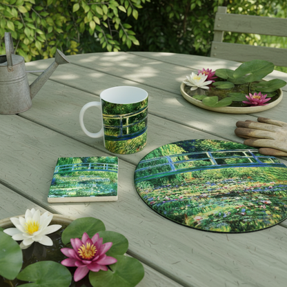 Monet – Japon Köprüsü (The Japanese Footbridge) Kupa, Mouse Pad ve Bardak Altlığı Seti – görsel 2